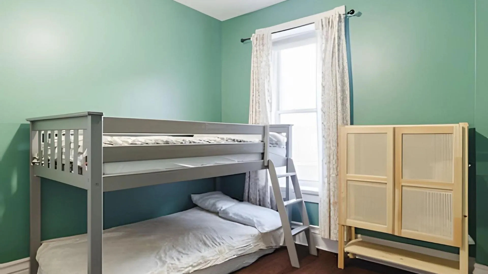 Willa Charming Family House 3 Bdr With Balcony Toronto 0*,  Kanada