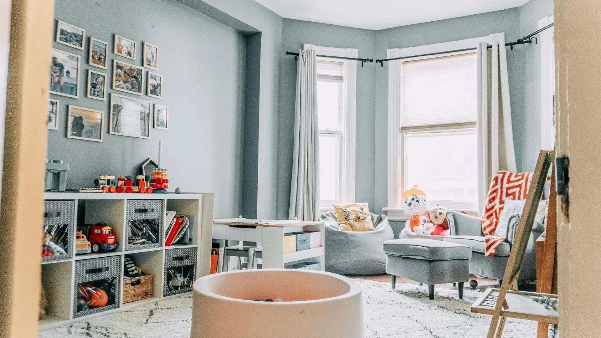 Dom wakacyjny Willa Charming Family House 3 Bdr With Balcony Toronto